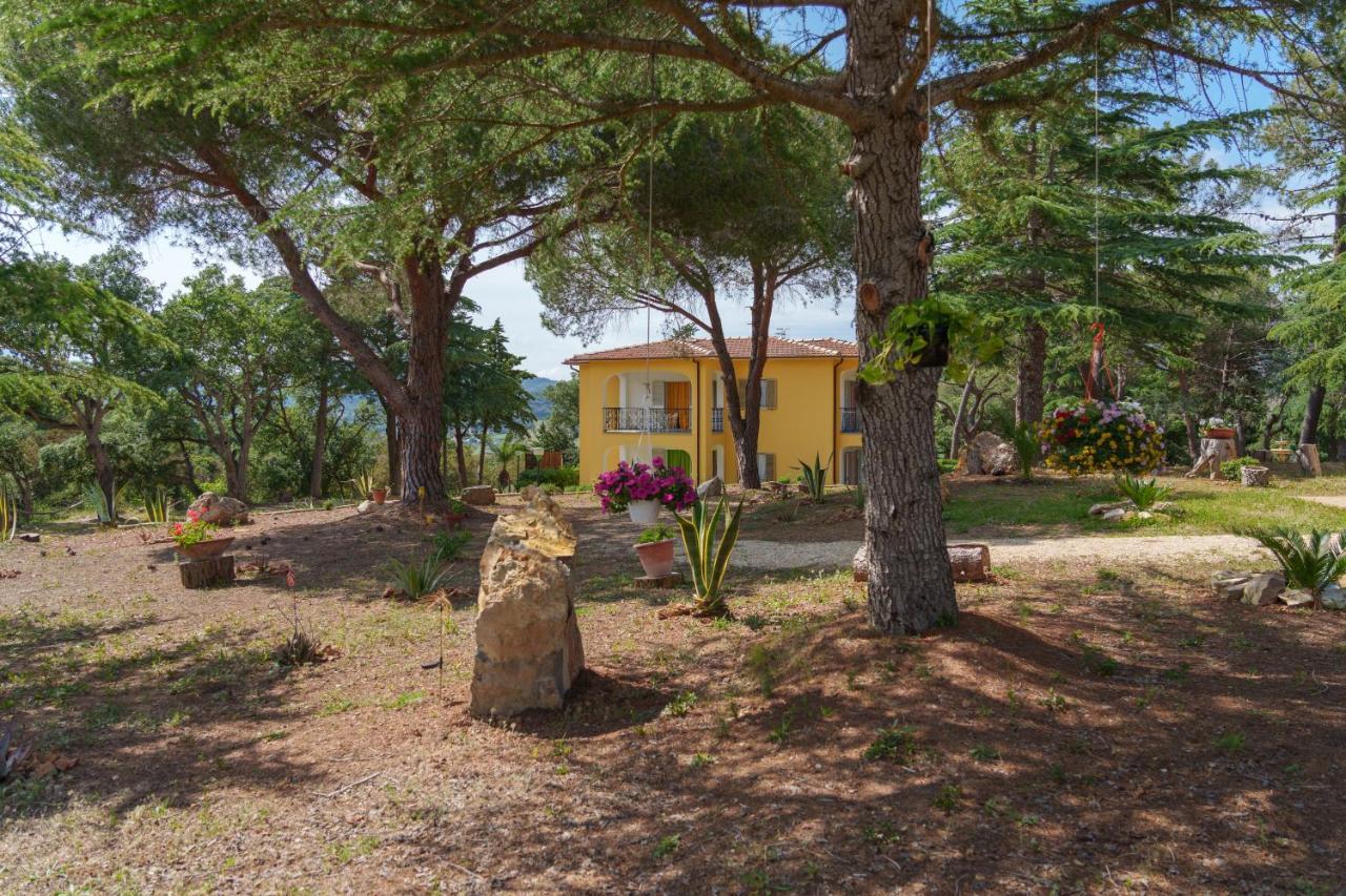הוילה קאפוליברי Villino Nel Bosco מראה חיצוני תמונה