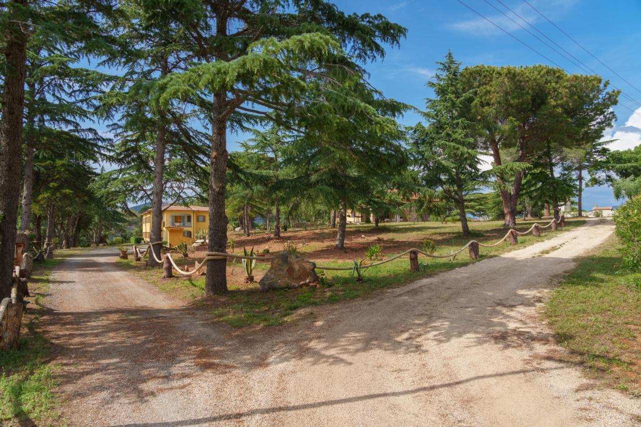 הוילה קאפוליברי Villino Nel Bosco מראה חיצוני תמונה