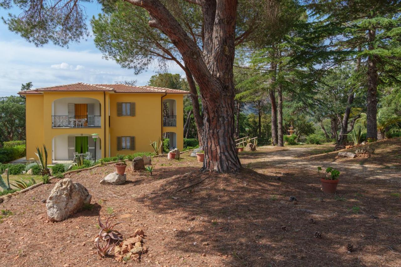 הוילה קאפוליברי Villino Nel Bosco מראה חיצוני תמונה