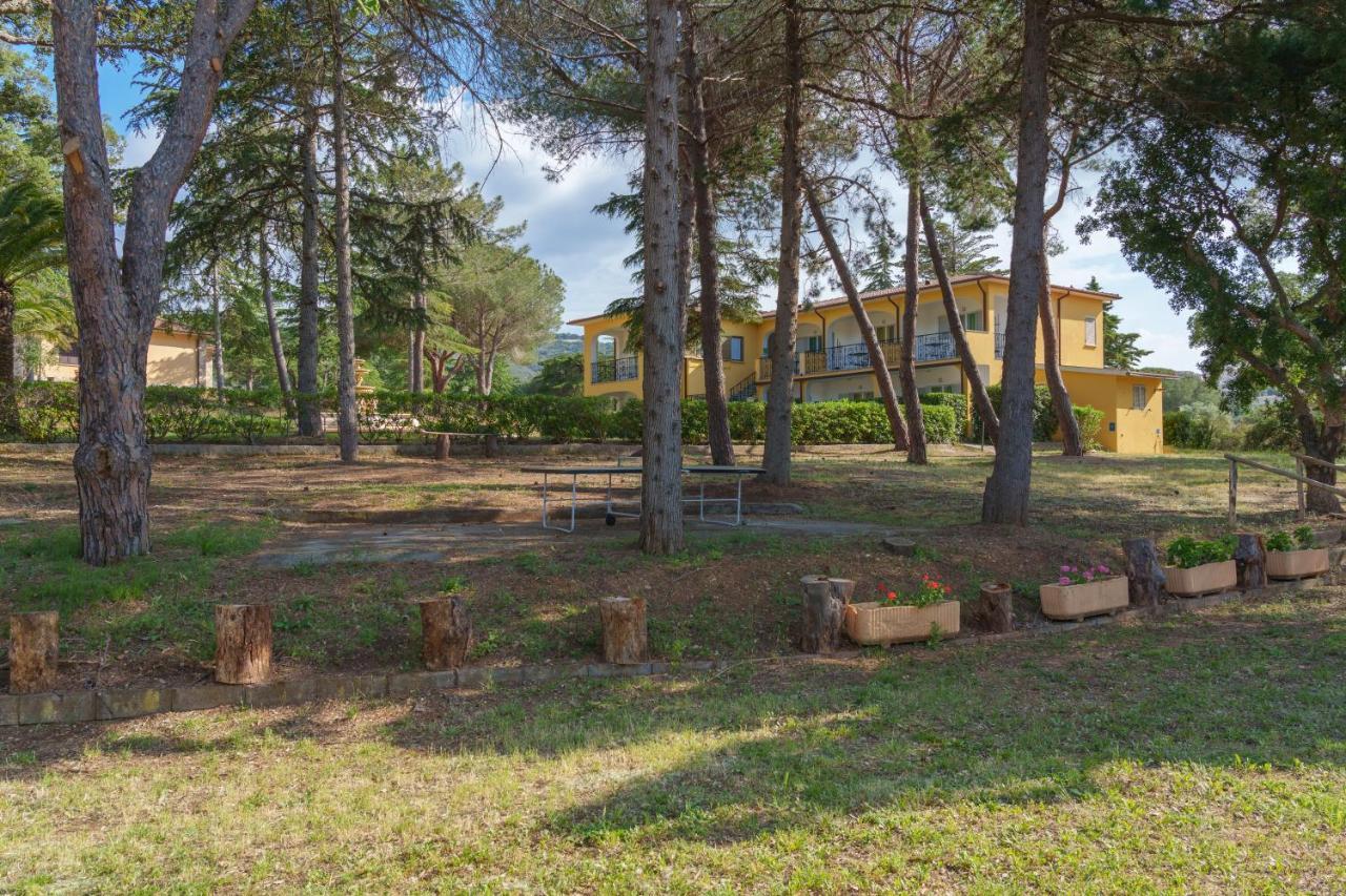 הוילה קאפוליברי Villino Nel Bosco מראה חיצוני תמונה
