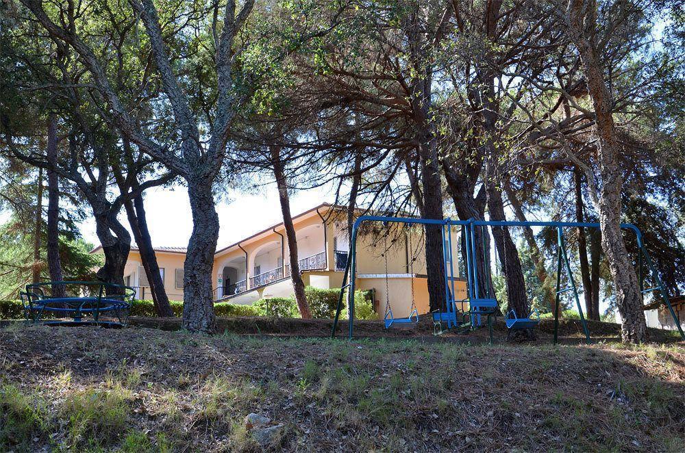 הוילה קאפוליברי Villino Nel Bosco מראה חיצוני תמונה